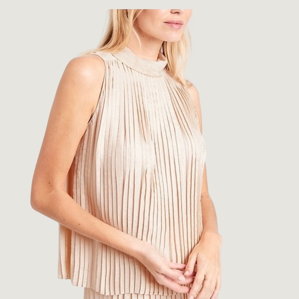 Banana Republic Champagne Leopard Jacquard Pleated Mock Neck Top M Tall Fluid